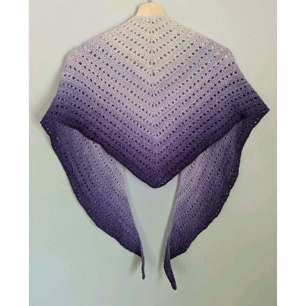Handmade Crochet Knit Triangle Shawl Poncho Scarf Wrap Ombre Purple Lavender OS